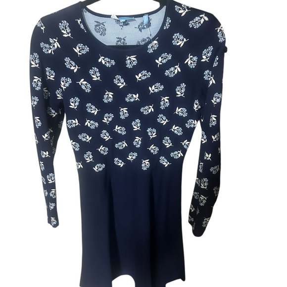 Draper James Women’s Medium Navy Blue Floral Fit & Flare Dress 3/4 Preppy - Picture 3 of 5